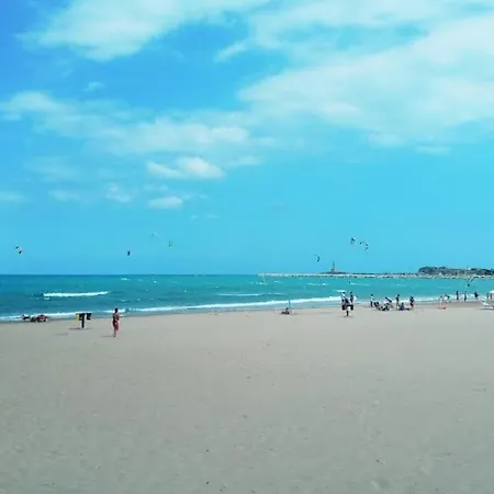 Palazzo Manfredi Vieste, Fronte Mare Con Parcheggio 住宿加早餐酒店 维耶斯泰