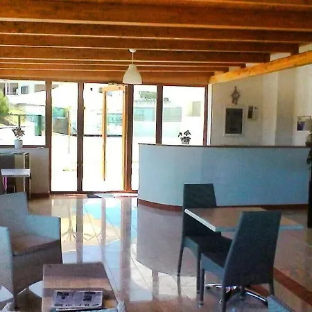 Bed & Breakfast Palazzo Manfredi Vieste, Fronte Mare Con Parcheggio