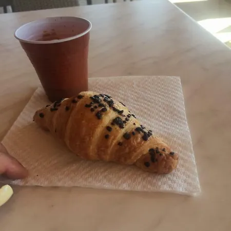 Palazzo Manfredi Vieste, Fronte Mare Con Parcheggio