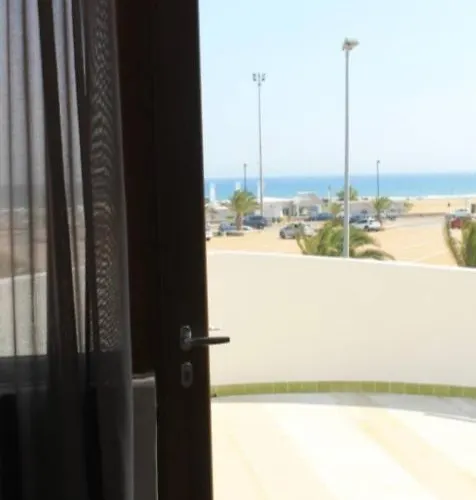 Palazzo Manfredi Vieste, Fronte Mare Con Parcheggio 4*