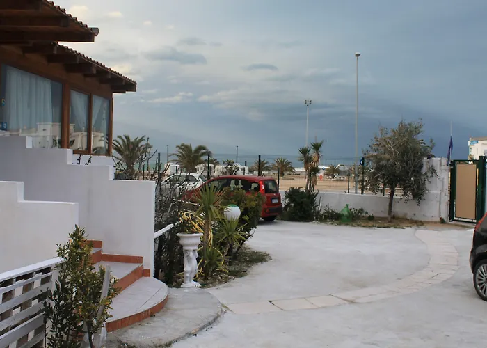 Bed & Breakfast Palazzo Manfredi Vieste, Fronte Mare Con Parcheggio Vieste