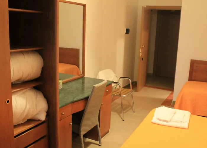 Palazzo Manfredi Vieste, Fronte Mare Con Parcheggio Bed & Breakfast Vieste