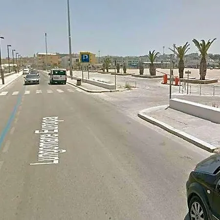 Palazzo Manfredi Vieste, Fronte Mare Con Parcheggio