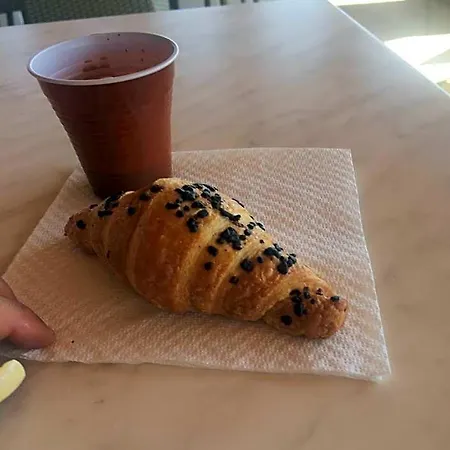 Couette-café Palazzo Manfredi Vieste, Fronte Mare Con Parcheggio