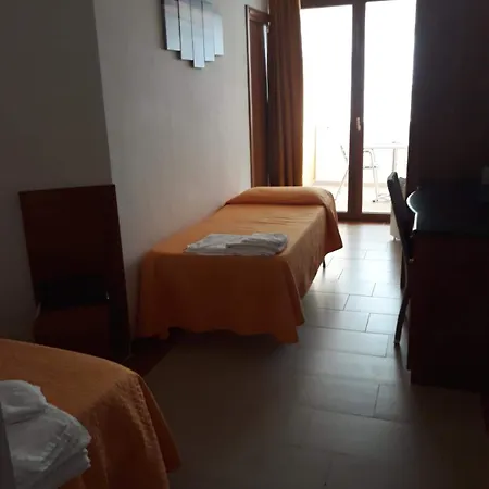Palazzo Manfredi Vieste, Fronte Mare Con Parcheggio לינה וארוחת בוקר