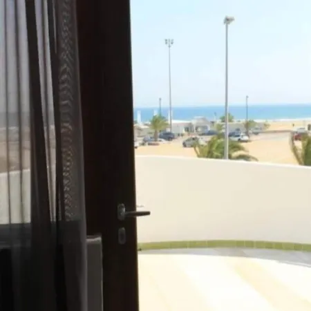 Palazzo Manfredi Vieste, Fronte Mare Con Parcheggio 4*