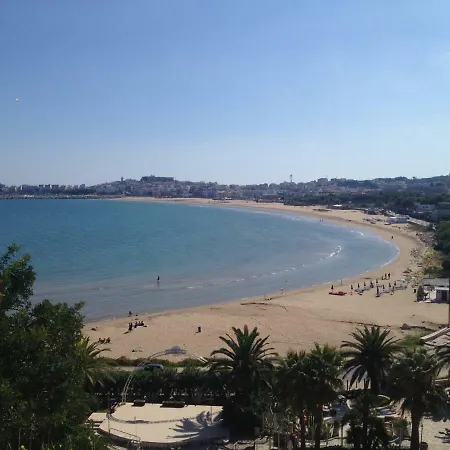 Palazzo Manfredi Vieste, Fronte Mare Con Parcheggio ויאסטה